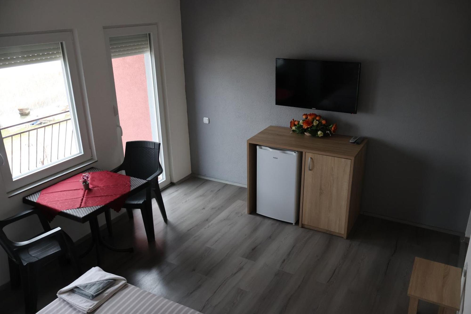 Ajkoski Apartments Peštani Extérieur photo